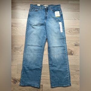 NWT Signature Jeans by Levi’s Strauss & Co.